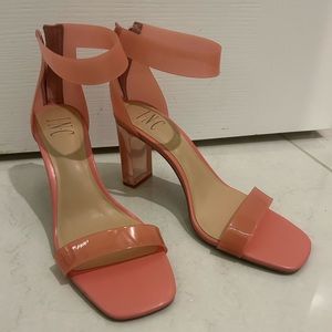 NEW INC Pink Barbie Pumps 8.5 Women’s Heel